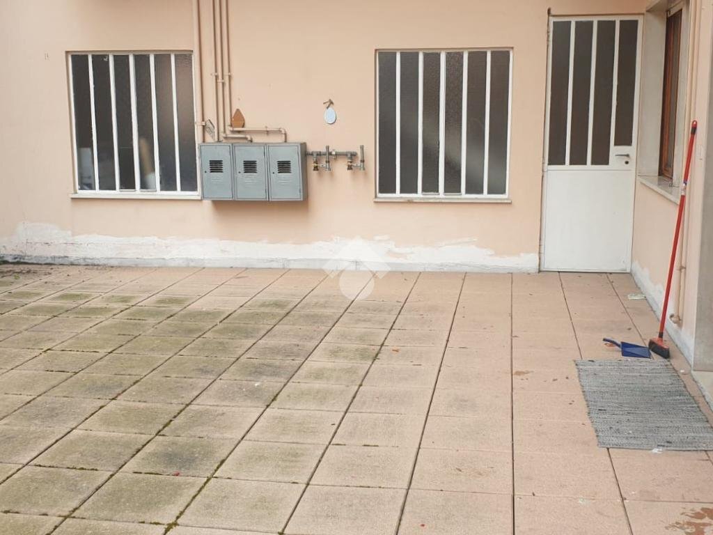 Four-room apartment Via vittorio emanuele, Ciriè - photo 1