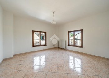 Independent house Via Ghirardi, San Polo d'Enza - photo 10