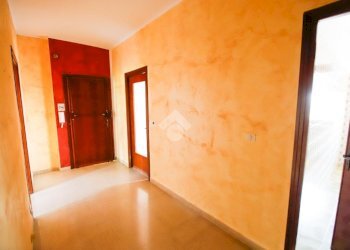 Two-room apartment Corso Italia, San Benigno Canavese - photo 4