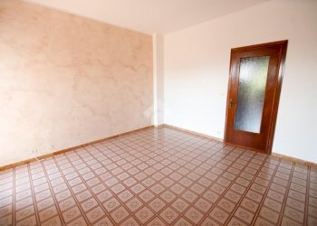 Two-room apartment Corso Italia, San Benigno Canavese - photo 12