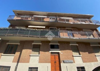 Three-room apartment Vicolo Del Forno, Collecchio - photo 2