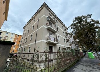 Two-room apartment Via Enza, Parma (neighborhood Montanara) - photo 1