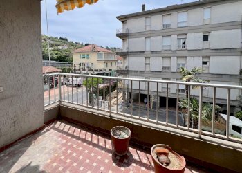 balcone camera - Bilocale via Pasteur, 211, Bordighera - foto 11