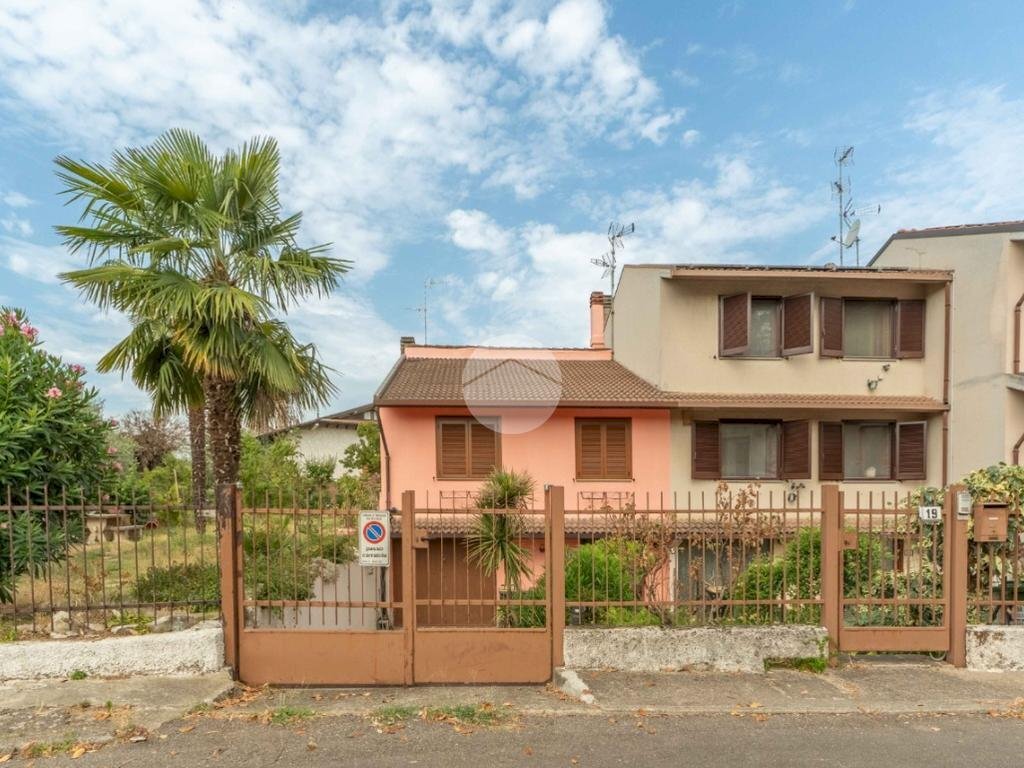 Villa a Schiera Via Leonida Bissolati, Trezzano sul Naviglio - foto 1