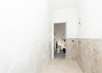 Three-room apartment Largo Dei Gelsomini, Milano (neighborhood Giambellino) - photo 14