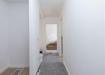 Three-room apartment Largo Dei Gelsomini, Milano (neighborhood Giambellino) - photo 19