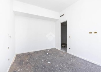 Three-room apartment Largo Dei Gelsomini, Milano (neighborhood Giambellino) - photo 25