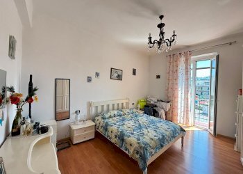 Three-room apartment CORSO PERRONE, Genova (neighborhood Cornigliano) - photo 2