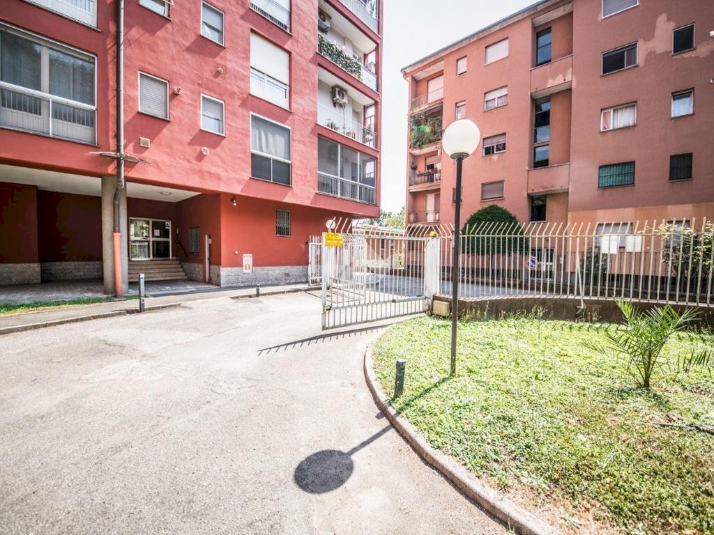 Three-room apartment Viale Omero, Milano (neighborhood Corvetto) - photo 3