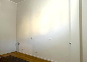 One-room apartment Via Angelo Inganni, Milano (neighborhood Inganni) - photo 2