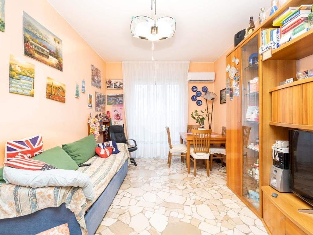 Two-room apartment Via giambellino, Milano (neighborhood Giambellino) - photo 1