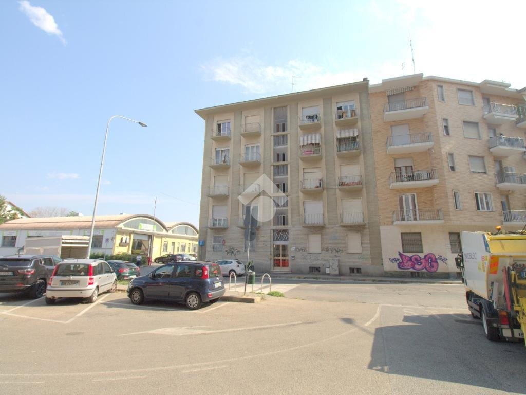 Three-room apartment Via Monginevro, Torino (neighborhood Pozzo Strada) - photo 1