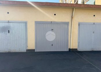 Box Via cardinal massaia, Torino (neighborhood Borgo Vittoria) - photo 7