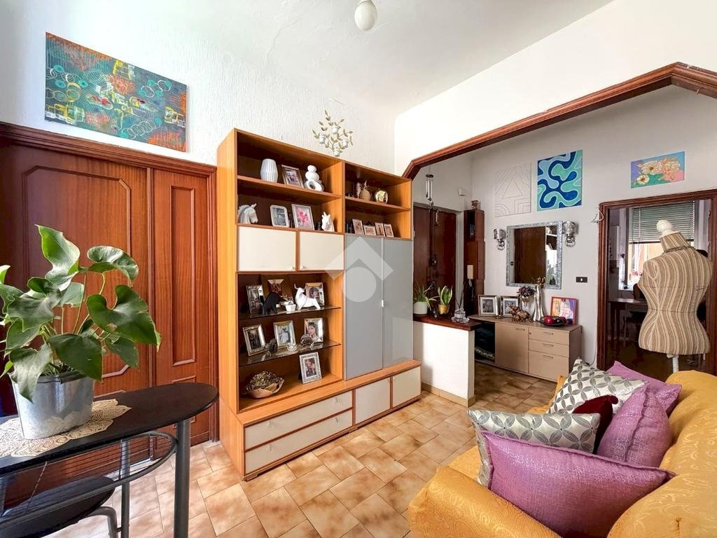 Quadrilocale Via Ponza, Genova (zona Lagaccio) - foto 1