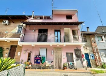 Two-room apartment Via Verbano, Novara (neighborhood Veveri) - photo 2