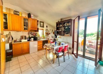 Two-room apartment Via Verbano, Novara (neighborhood Veveri) - photo 5