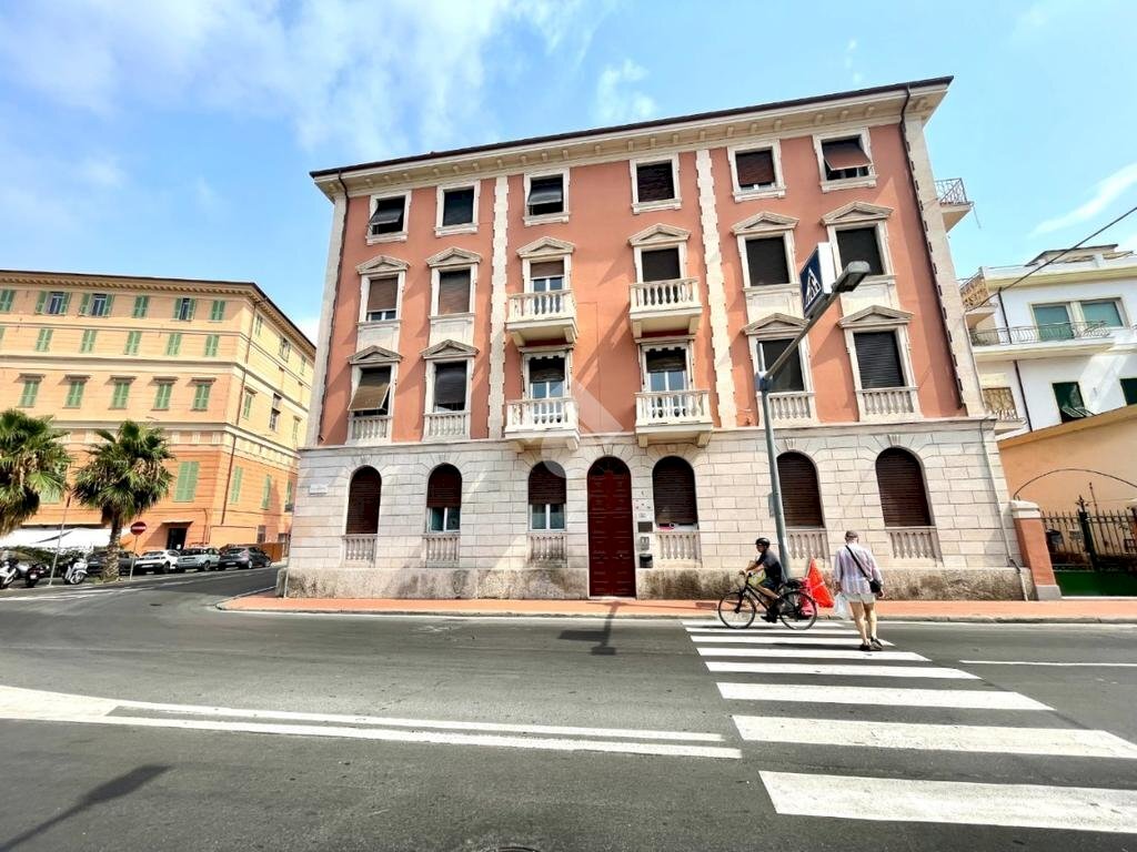 Bilocale Via giacinto menotti serrati, Imperia - foto 1