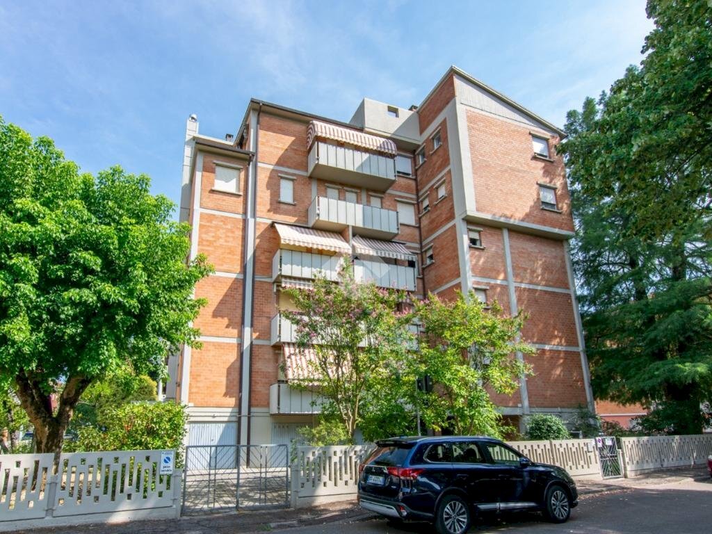 Four-room apartment Via luigi capuana, Ferrara - photo 1