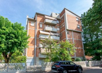 Four-room apartment Via luigi capuana, Ferrara - photo 1