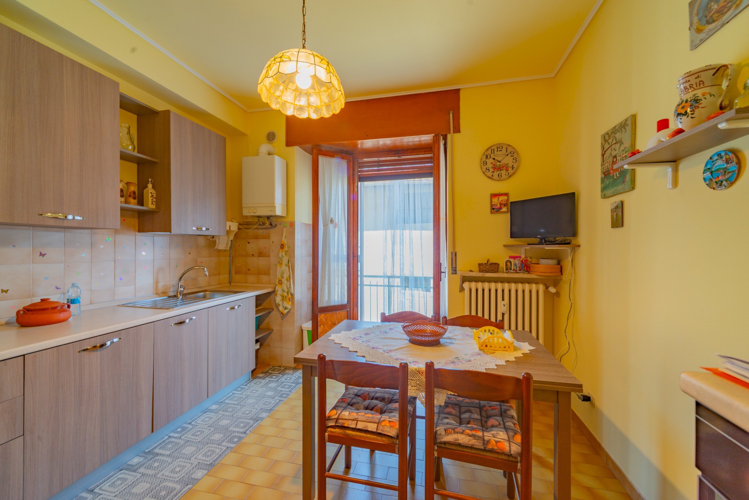 Four-room apartment Viale Sarrea, Dronero - photo 1