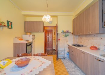 Four-room apartment Viale Sarrea, Dronero - photo 2