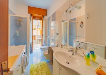 Four-room apartment Viale Sarrea, Dronero - photo 8