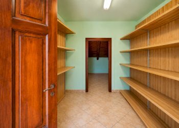 Shop Via Roma, Caraglio - photo 17