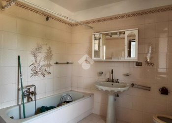 Three-room apartment Via Roma, Borgomasino - photo 11