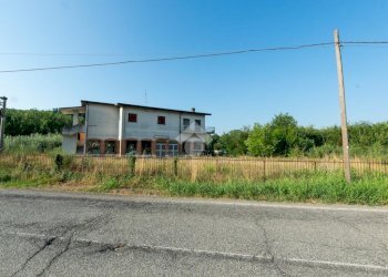 Shed Località Ca' Moretta, Vignale Monferrato - photo 3