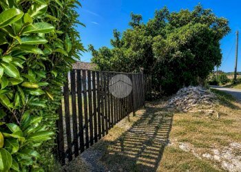 Semi-detached house Via motta, Castelletto Merli - photo 2