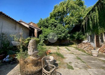 Semi-detached house Via motta, Castelletto Merli - photo 3