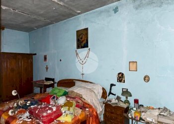 Semi-detached house Via motta, Castelletto Merli - photo 10