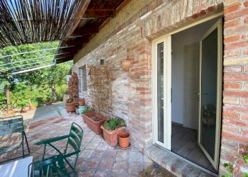 Villa Via Terfangato, Castelletto Merli - photo 1