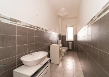 Three-room apartment Via olevano, Grugliasco - photo 19