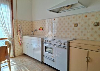 Trilocale Via Roma, Isola del Cantone - foto 11