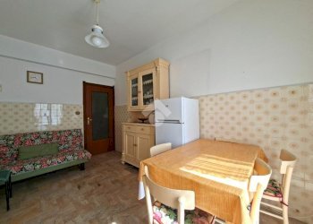 Trilocale Via Roma, Isola del Cantone - foto 15