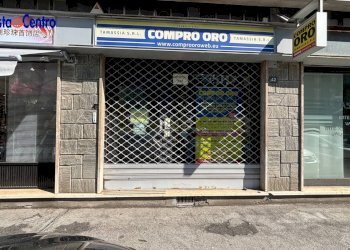 Foto 3 - Locale Commerciale via Chambery
42, Aosta - foto 3