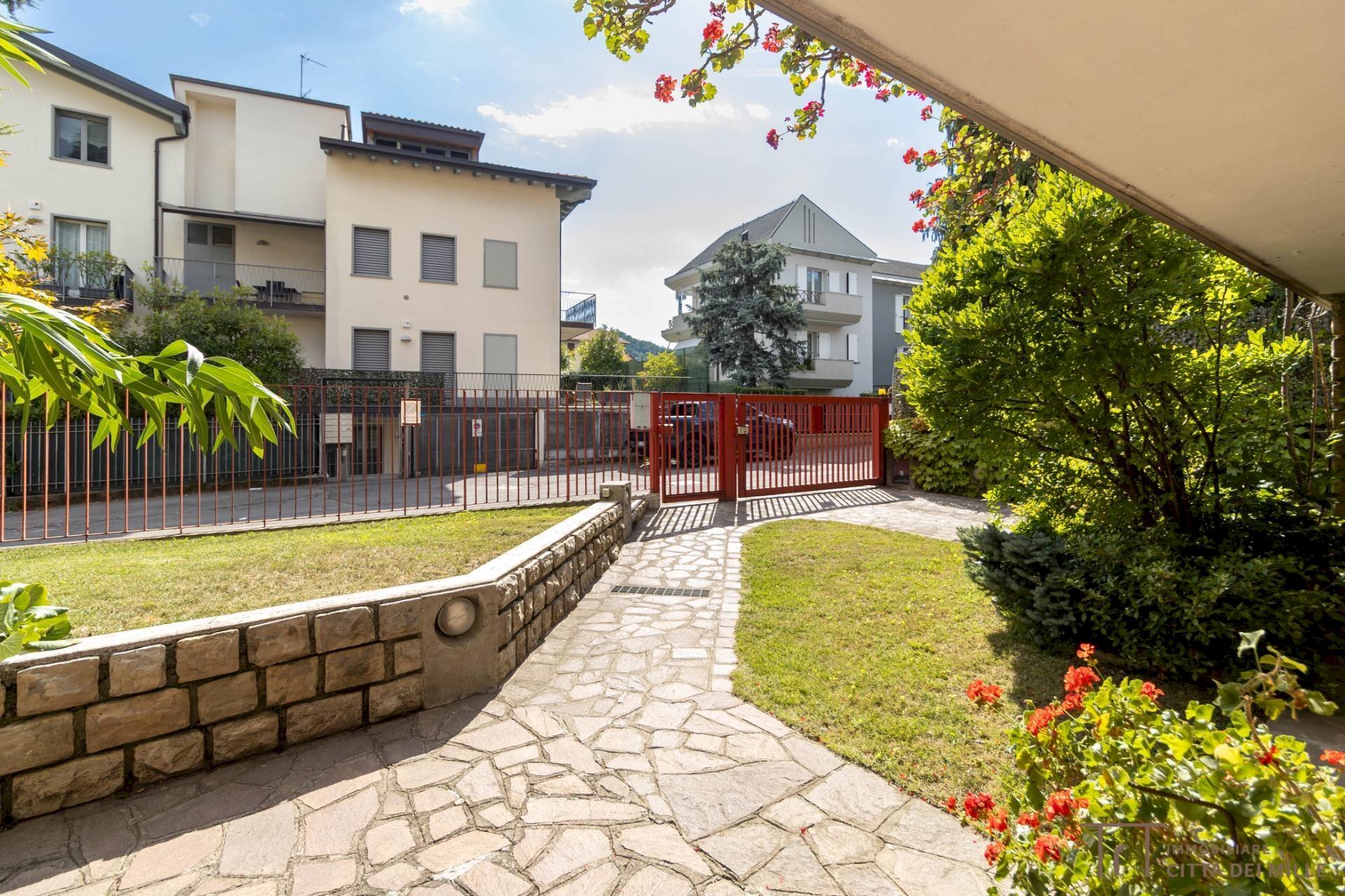 Foto 1 - Semi-detached house Via Raboni, Bergamo - photo 1
