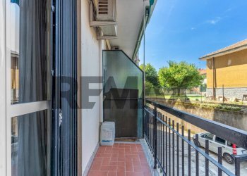 Balcone - Bilocale via RHO
 
23, Cornaredo - foto 12
