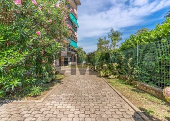 Edificio all\'aperto - Bilocale via RHO
 
23, Cornaredo - foto 18