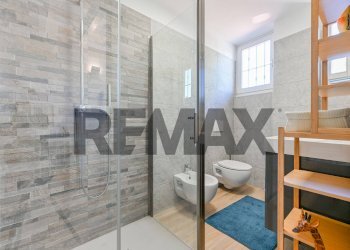Bagno - Semi-detached house via Volturno
 
65, Brugherio - photo 18
