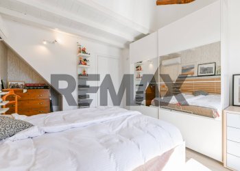 Camera / camera da letto - Semi-detached house via Volturno
 
65, Brugherio - photo 24