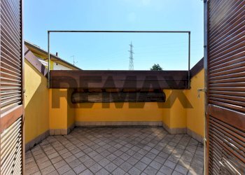 Terrazza - Semi-detached house via Volturno
 
65, Brugherio - photo 25