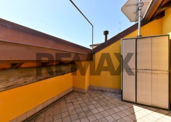 Terrazza - Semi-detached house via Volturno
 
65, Brugherio - photo 26