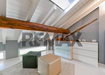Camera / camera da letto - Semi-detached house via Volturno
 
65, Brugherio - photo 28