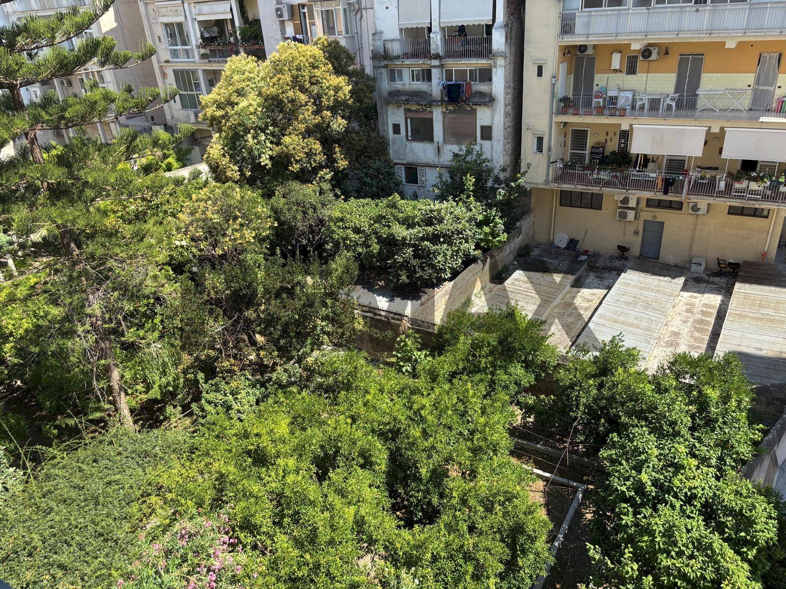 Edificio all\'aperto - Three-room apartment Piazza Giuseppe Garibaldi
63, Bari - photo 2