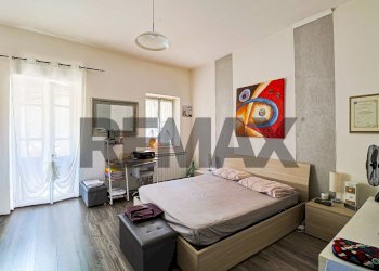 Camera / camera da letto - Semi-detached house Via Nosè
 
4, Gavirate - photo 9