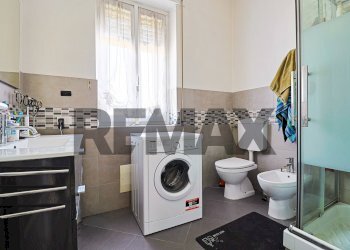 Bagno - Semi-detached house Via Nosè
 
4, Gavirate - photo 13