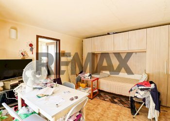 Camera / camera da letto - Semi-detached house Via Nosè
 
4, Gavirate - photo 15