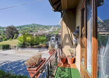 Balcone - Semi-detached house Via Nosè
 
4, Gavirate - photo 23